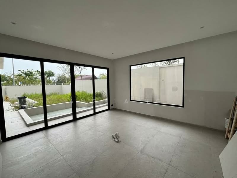 Semi-Detached House for Sale in Horizon Hills (Iskandar Puteri (Nusajaya)) - Angela Ng - Living Room - PropertyGuru.com.my