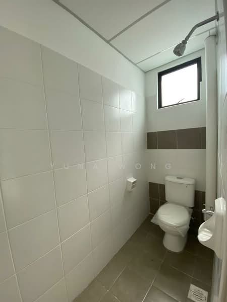 Shop / Office untuk Disewa di Taman Dato Onn (Johor Bahru) - Yuna Wong - Bathroom - PropertyGuru.com.my