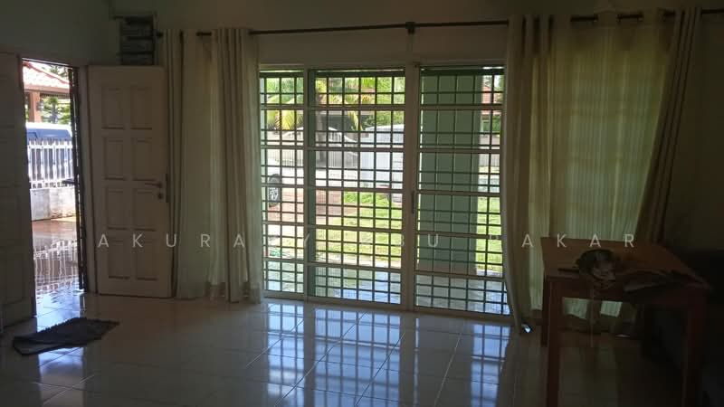 Rumah Berkembar untuk Dijual di Seksyen 7 (Shah Alam) - Fakurazy Abu Bakar - Living Room - PropertyGuru.com.my