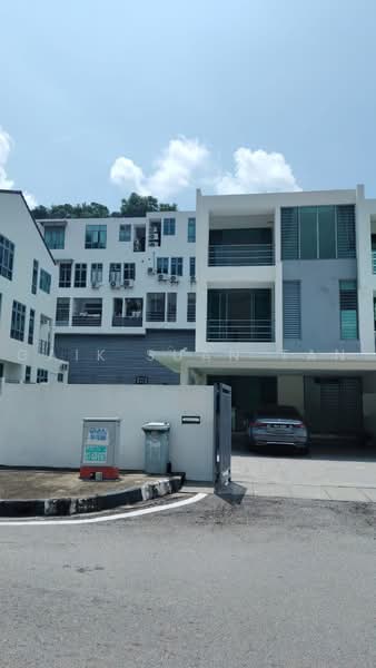 3-storey Terraced House for Rent in Sungai Ara (Penang) - Gaik Suan Tan - Exterior - PropertyGuru.com.my