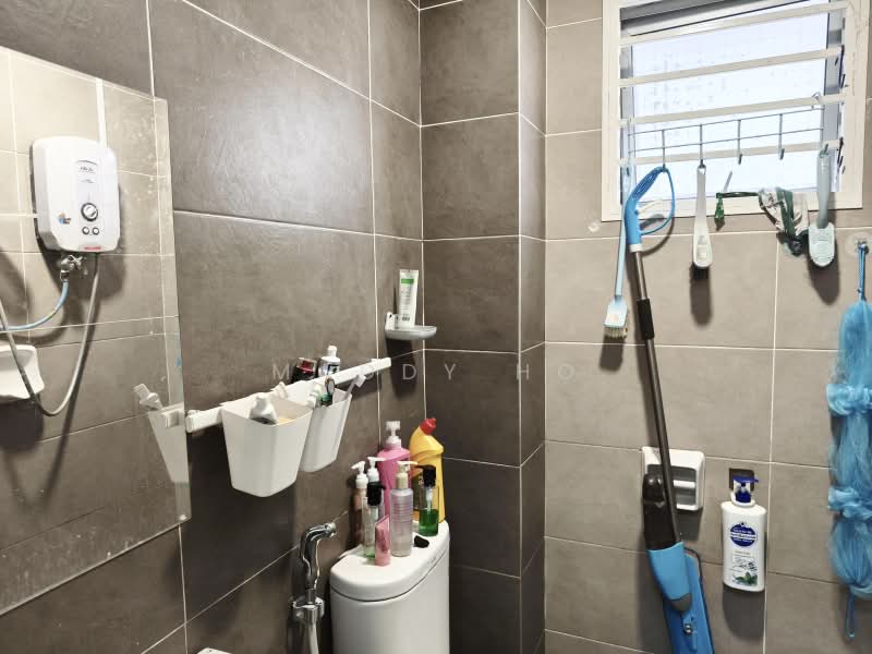 Rumah Kluster untuk Dijual di Taman Desiran Bayu (Puchong) - Maddy Ho - Bathroom - PropertyGuru.com.my