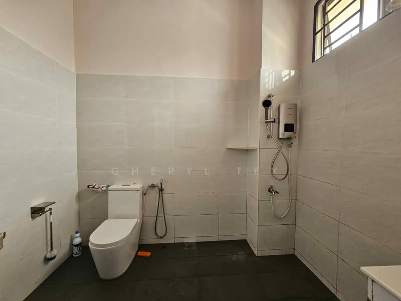 2-storey Terraced House for Sale in Taman Pulai Utama (Skudai) - Cheryl Tey - Bathroom - PropertyGuru.com.my