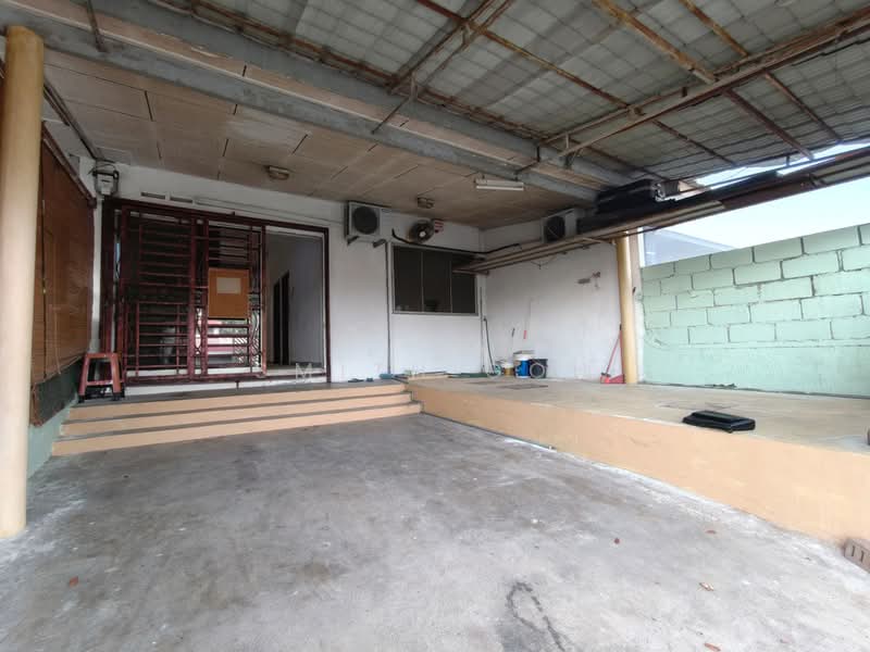 1-storey Terraced House for Sale in Taman Dahlia (Tampoi) - Smith Goh - Exterior - PropertyGuru.com.my