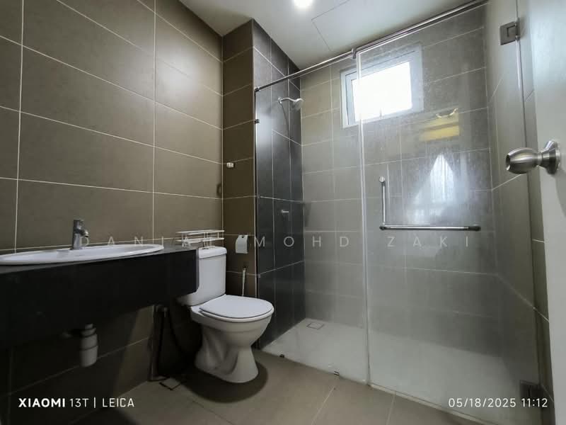 Kondominium untuk Disewa di Ceria Residences, Cyberjaya - Danial Mohd Zaki - Bathroom - PropertyGuru.com.my