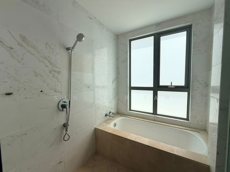 Kondominium untuk Disewa di Silverscape Residences - Sinclair Tan - Bathroom - PropertyGuru.com.my
