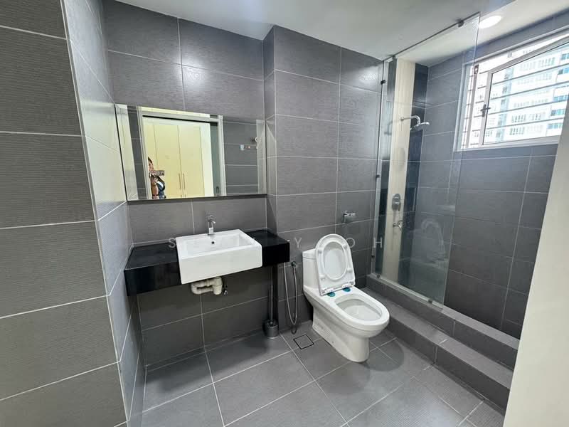 Service Residence for Rent at Tropez Residences - Sean Yeoh - Bathroom - PropertyGuru.com.my