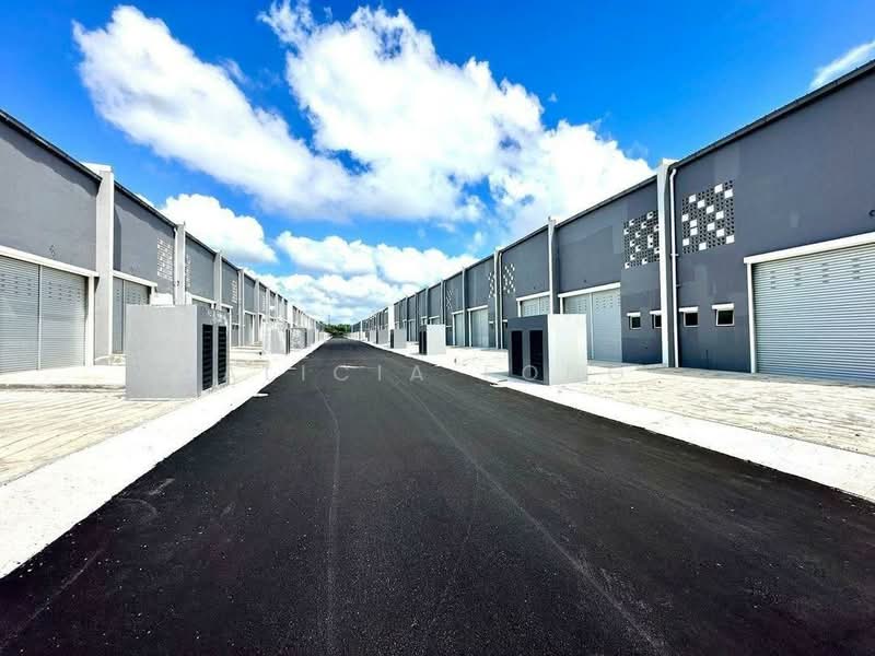 Kilang Teres untuk Disewa di Bandar Indahpura (Kulai) - Alicia Fong - Exterior - PropertyGuru.com.my
