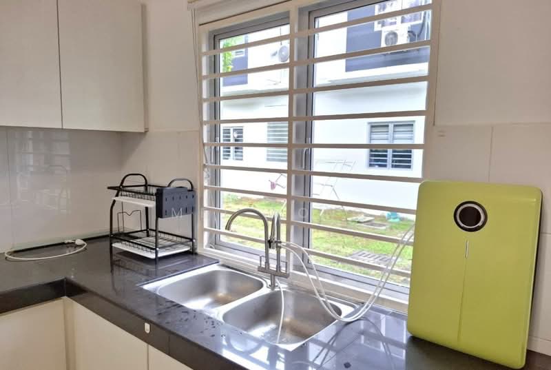 2-storey Terraced House for Rent in Dengkil (Selangor) - Mel Wong - Kitchen - PropertyGuru.com.my