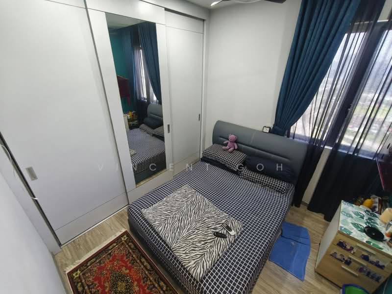 Kediaman Servis untuk Dijual di United Point (Residensi Berpadu) - Vincent Goh - Bedroom - PropertyGuru.com.my