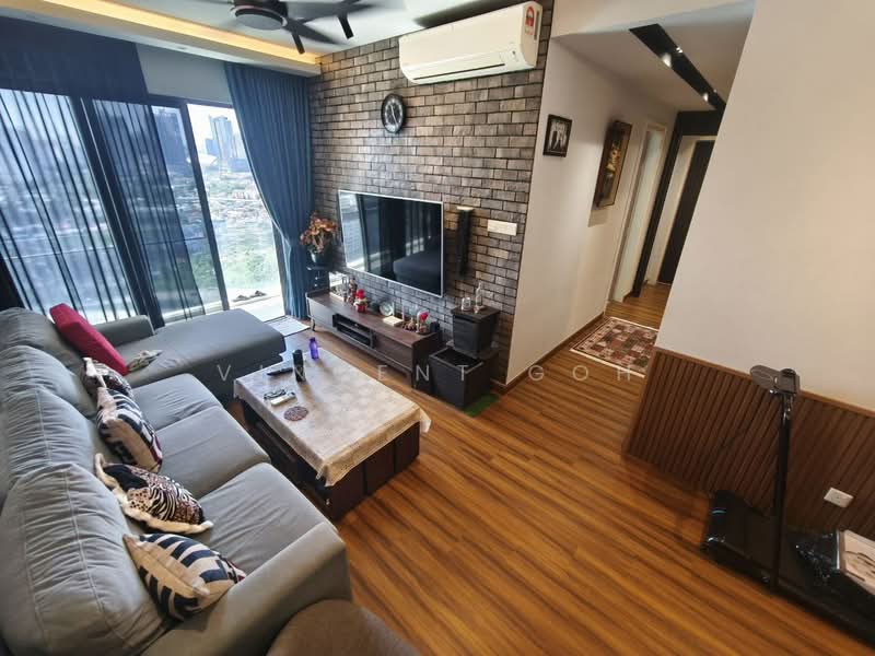 Kediaman Servis untuk Dijual di United Point (Residensi Berpadu) - Vincent Goh - Living Room - PropertyGuru.com.my