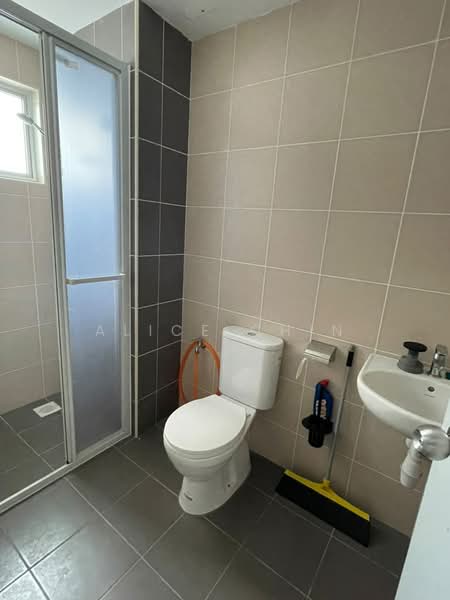 Servis Apartment untuk Dijual di Serviced Residence @ Razak City Residences (RC Residences) - Alice Chin - Bathroom - PropertyGuru.com.my