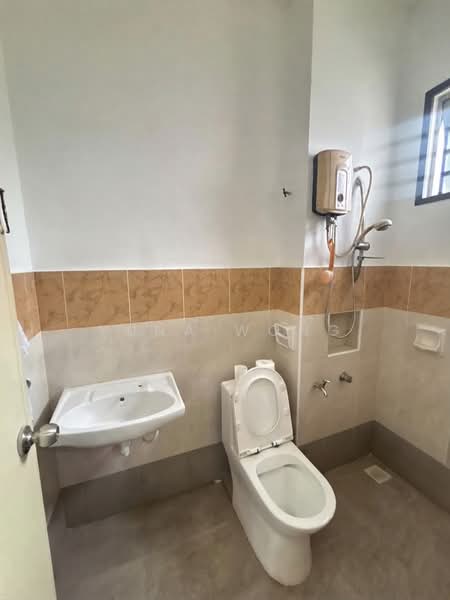 2-storey Terraced House for Sale in Bukit Indah (Iskandar Puteri (Nusajaya)) - Yuna Wong - Bathroom - PropertyGuru.com.my