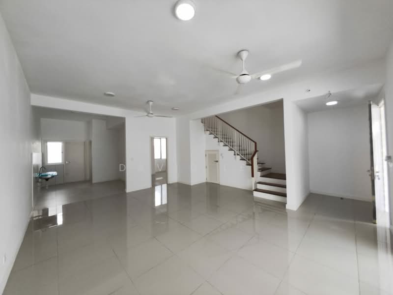 2-storey Terraced House for Rent in Kota Emerald (Rawang) - David Lee - Living Room - PropertyGuru.com.my