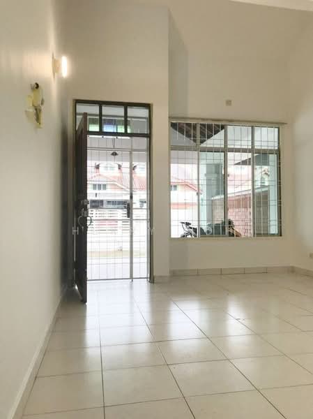 1.5-storey Terraced House for Sale in Taman Impian Emas (Skudai) - Herry Goh - Entrance - PropertyGuru.com.my