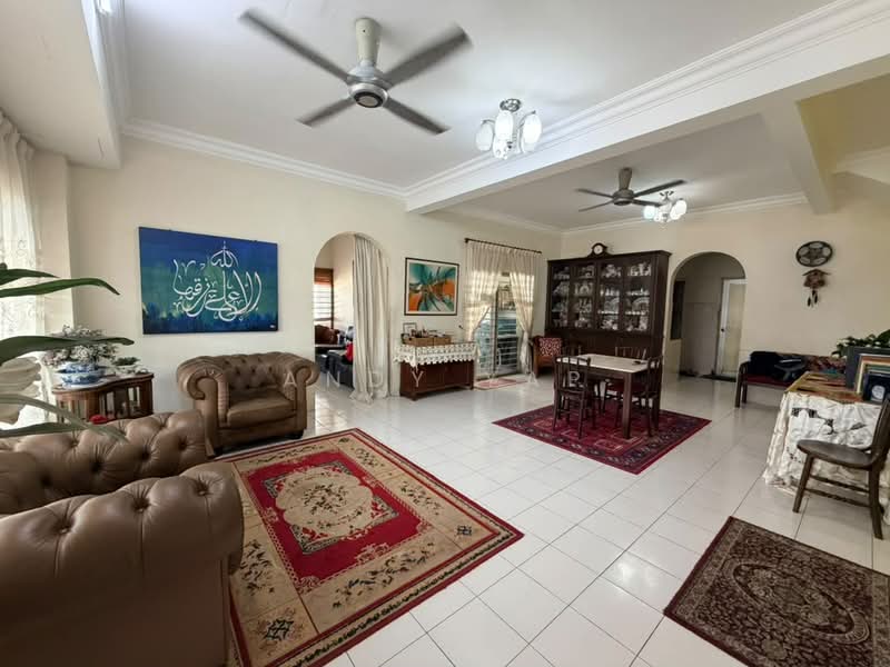 Rumah Teres 2-Tingkat untuk Dijual di Rawang (Selangor) - Andy Yap - Living Room - PropertyGuru.com.my
