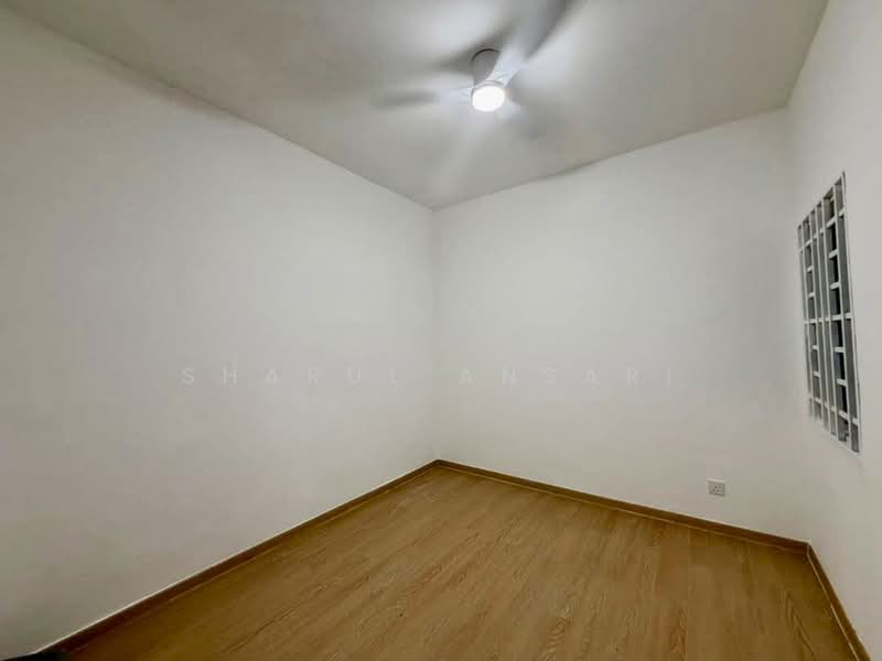 1-storey Terraced House for Sale in Port Dickson (Negeri Sembilan) - Sharul Ansari - Second room - PropertyGuru.com.my