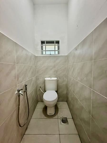 1-storey Terraced House for Sale in Port Dickson (Negeri Sembilan) - Sharul Ansari - Bathroom - PropertyGuru.com.my