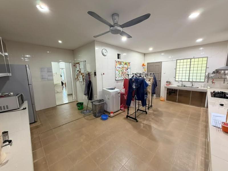 2-storey Terraced House for Sale in Rawang (Selangor) - Andy Yap - Kitchen - PropertyGuru.com.my