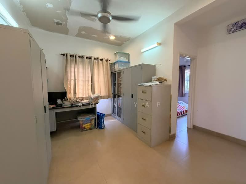 2-storey Terraced House for Sale in Rawang (Selangor) - Andy Yap - Study - PropertyGuru.com.my