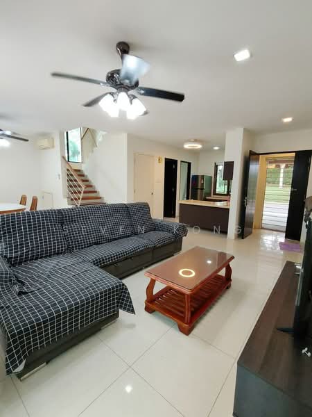 Semi-Detached House for Sale in Leisure Farm (Gelang Patah) - Seven Kong - Living Room - PropertyGuru.com.my