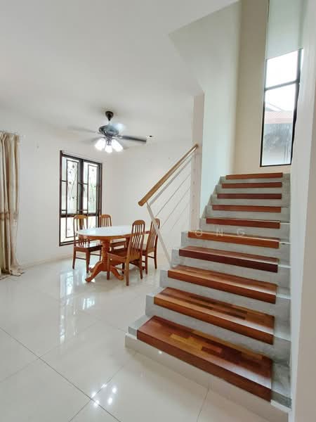 Semi-Detached House for Sale in Leisure Farm (Gelang Patah) - Seven Kong - Dining Room - PropertyGuru.com.my