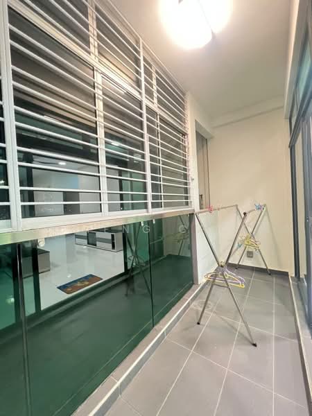 Servis Apartment untuk Disewa di Sky Loft Premium Suites - Suk Teng Choong - Balcony - PropertyGuru.com.my