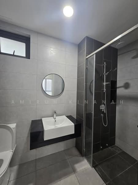 Kondominium untuk Disewa di Sunway Artessa - Amirun Kinanah - Bathroom - PropertyGuru.com.my