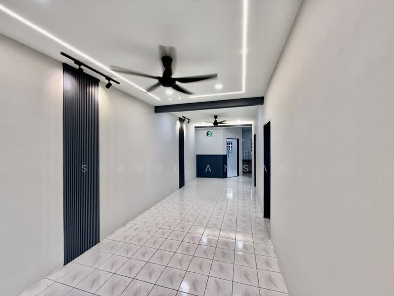 1-storey Terraced House for Sale in Taman Intan Perdana (Si Rusa) - Sharul Ansari - LIVING HALL - PropertyGuru.com.my