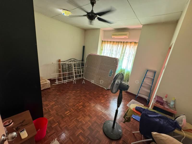 Rumah Teres 2-Tingkat untuk Dijual di Kota Emerald (Rawang) - Bernard Ong - Bedroom - PropertyGuru.com.my