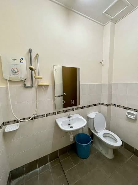 Rumah Teres 2-Tingkat untuk Disewa di Seremban (Negeri Sembilan) - Raymond Ng - Bathroom - PropertyGuru.com.my
