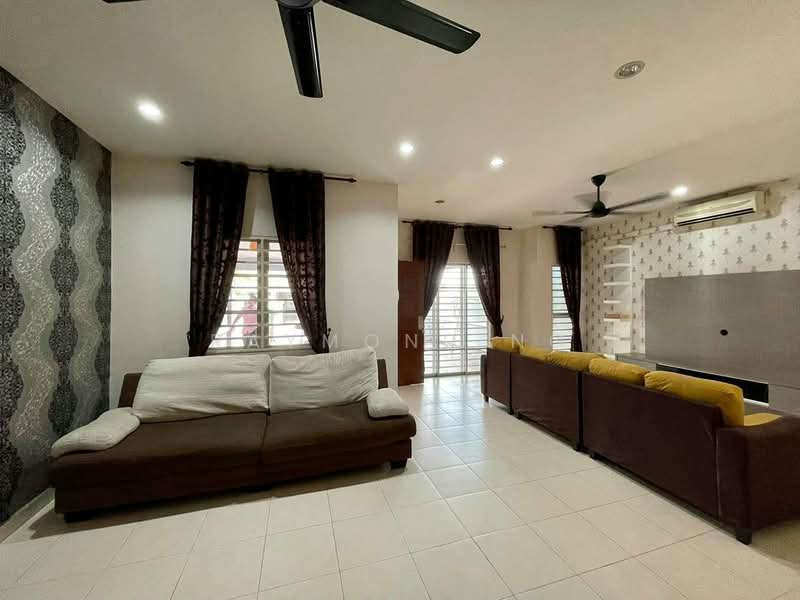 Rumah Teres 2-Tingkat untuk Disewa di Seremban (Negeri Sembilan) - Raymond Ng - Living Room - PropertyGuru.com.my