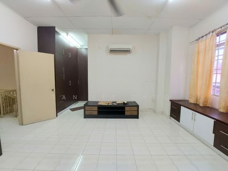 Terraced House for Sale in Bandar Bukit Puchong (Puchong) - Tan Bee Choo - Living Room - PropertyGuru.com.my
