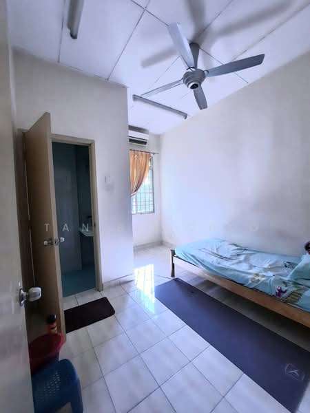 Terraced House for Sale in Bandar Bukit Puchong (Puchong) - Tan Bee Choo - Bedroom - PropertyGuru.com.my