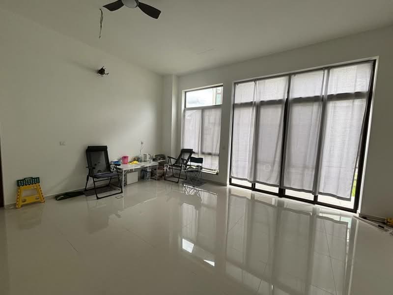 Rumah Berkembar untuk Disewa di Johor Bahru (Johor) - Sherlin To - Living Room - PropertyGuru.com.my