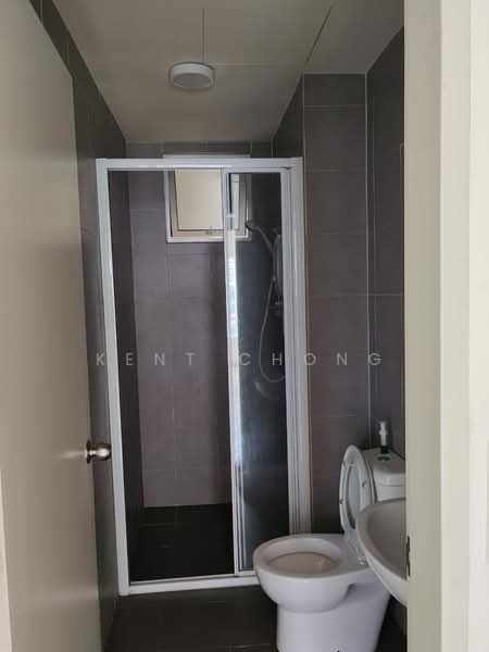 Service Residence for Sale at Savanna Executive Suite @ Southville City - Kent Chong - Bathroom - PropertyGuru.com.my