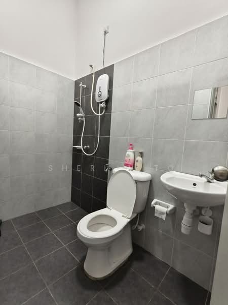 Cluster House for Sale in Taman Pulai Mutiara (Iskandar Puteri (Nusajaya)) - Sherlin To - Bathroom - PropertyGuru.com.my