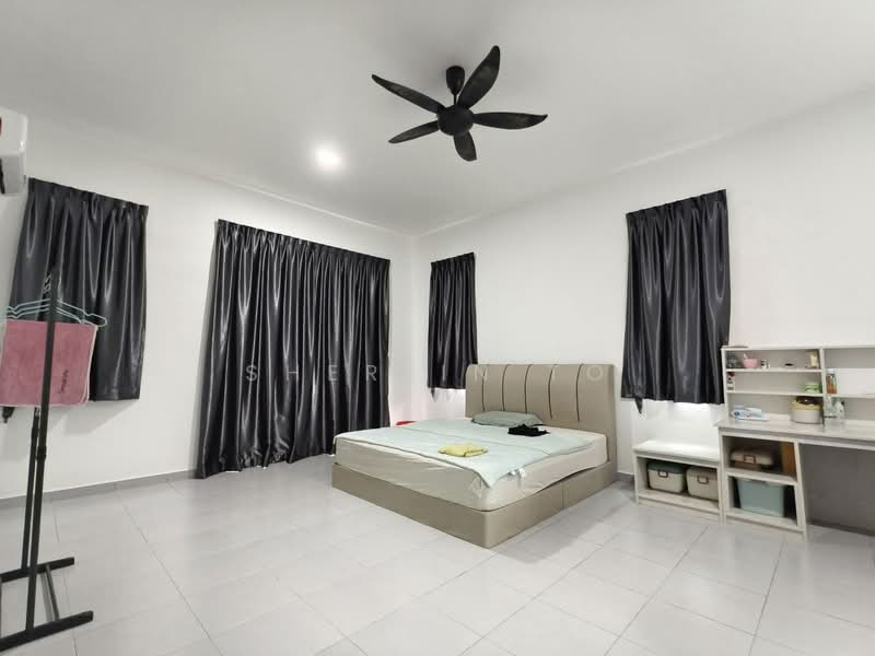 Cluster House for Sale in Taman Pulai Mutiara (Iskandar Puteri (Nusajaya)) - Sherlin To - Bedroom - PropertyGuru.com.my