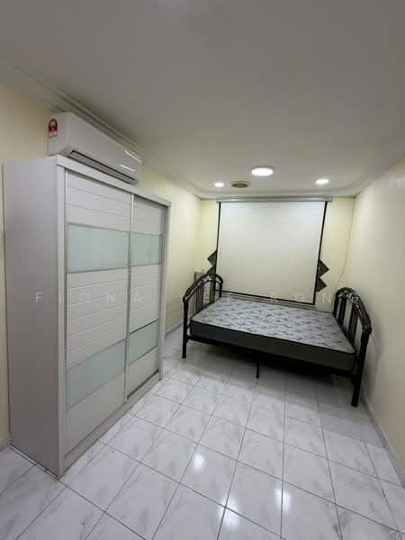 Rumah Teres 2-Tingkat untuk Disewa di Taman Sri Putri (Kulai) - Fiona Yee Rong - Bedroom - PropertyGuru.com.my