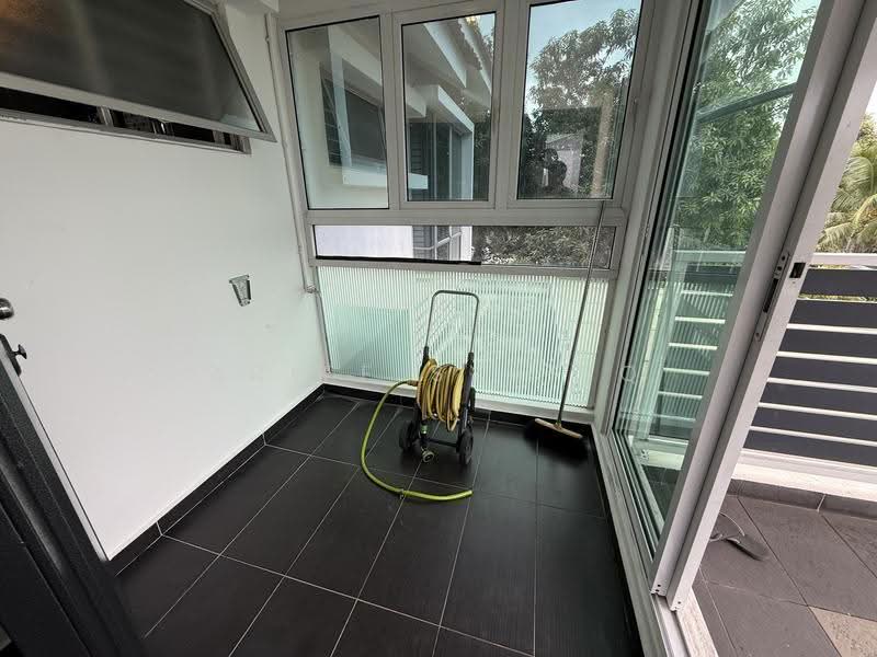 2-storey Terraced House for Sale in Bukit Raja (Selangor) - Ariff Syafiq - Balcony - PropertyGuru.com.my