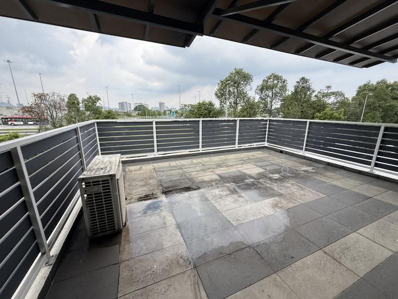 2-storey Terraced House for Sale in Bukit Raja (Selangor) - Ariff Syafiq - Balcony - PropertyGuru.com.my