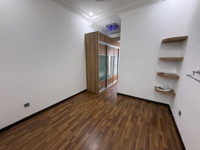 2-storey Terraced House for Sale in Bukit Raja (Selangor) - Ariff Syafiq - Interior - PropertyGuru.com.my