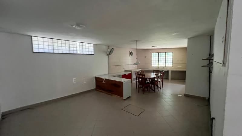 Rumah Teres 2-Tingkat untuk Dijual di Taman Bidara (Selayang) - Eliz Chan - Kitchen - PropertyGuru.com.my