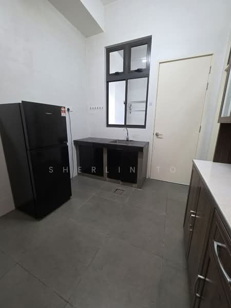 Cluster House for Rent in Eco Botanic (Iskandar Puteri (Nusajaya)) - Sherlin To - Kitchen - PropertyGuru.com.my