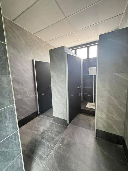 Kilang Terpisah untuk Disewa di Eco Business Park 1 (Johor Bahru) - Calvin Chuah - Bathroom - PropertyGuru.com.my