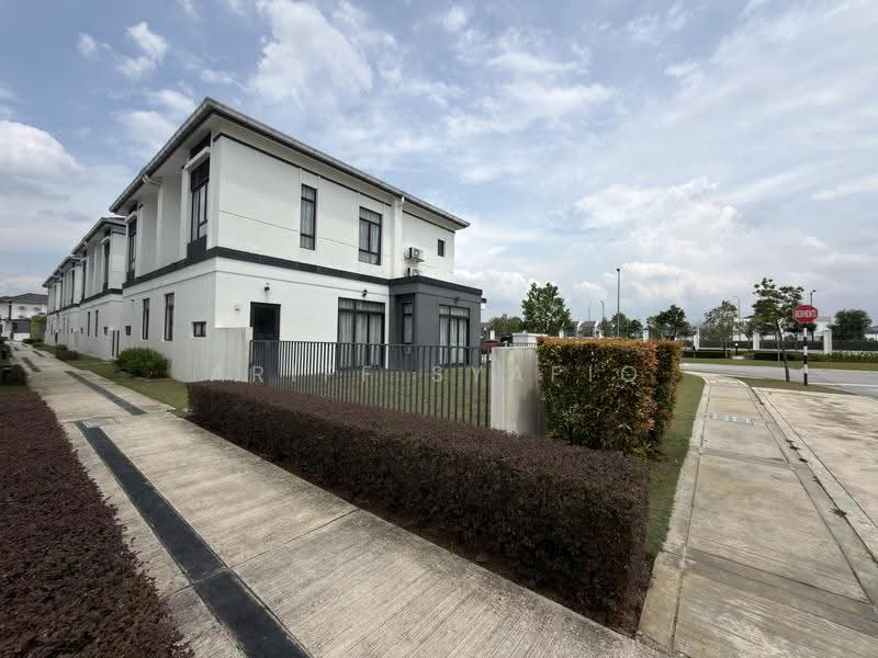 Terraced House for Sale in Eco Grandeur (Puncak Alam) - Ariff Syafiq - Exterior - PropertyGuru.com.my