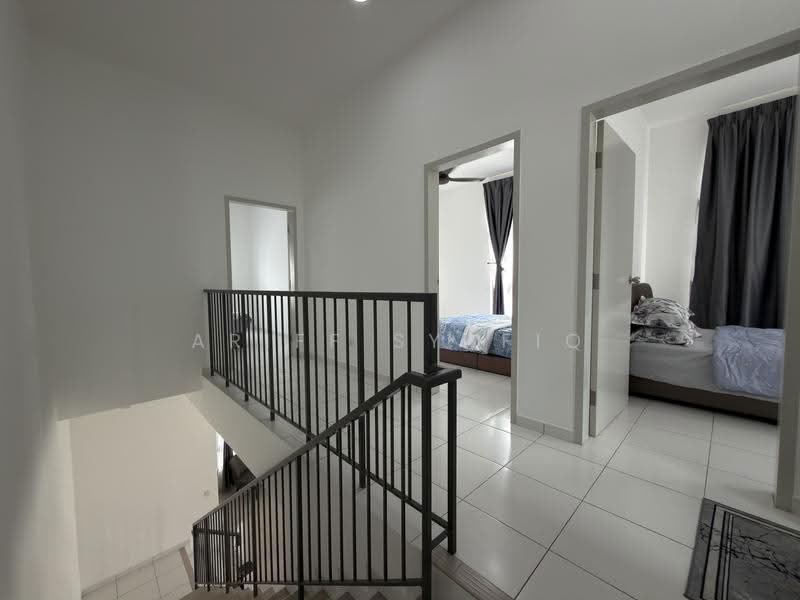 Terraced House for Sale in Eco Grandeur (Puncak Alam) - Ariff Syafiq - Corridor - PropertyGuru.com.my