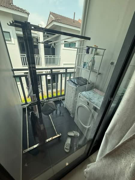 Rumah Teres 2-Tingkat untuk Dijual di Kota Masai (Pasir Gudang) - Calvin Chuah - Balcony - PropertyGuru.com.my
