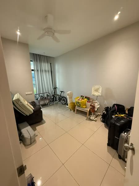 Rumah Teres 2-Tingkat untuk Dijual di Kota Masai (Pasir Gudang) - Calvin Chuah - Living Room - PropertyGuru.com.my