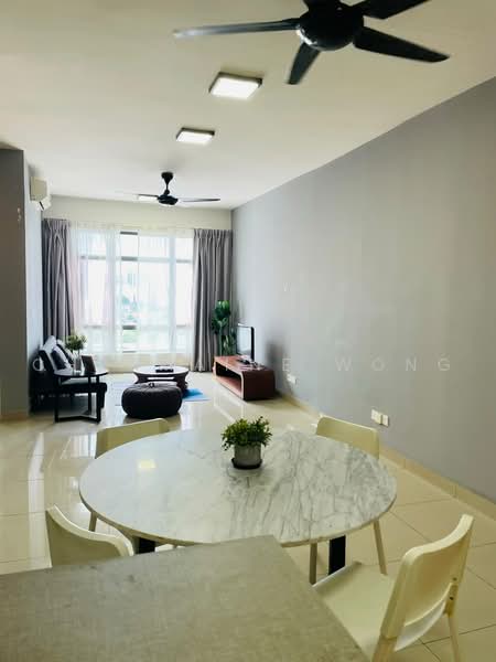 Kediaman Servis untuk Disewa di Pearl Suria - Charmaine Wong - Living Room - PropertyGuru.com.my