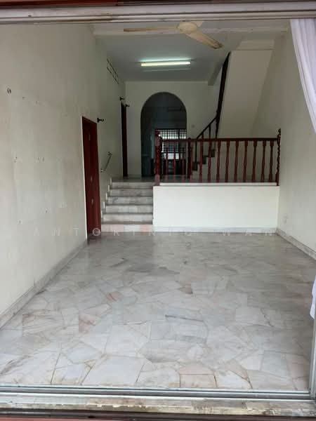 1.5-storey Terraced House for Sale in Taman Suria (Johor Bahru) - Santorinic Wang - Interior - PropertyGuru.com.my